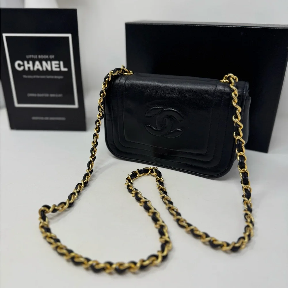 Chanel Timeless CC Lambskin 24k gold-plated Chain Bag - Picture 6 of 8